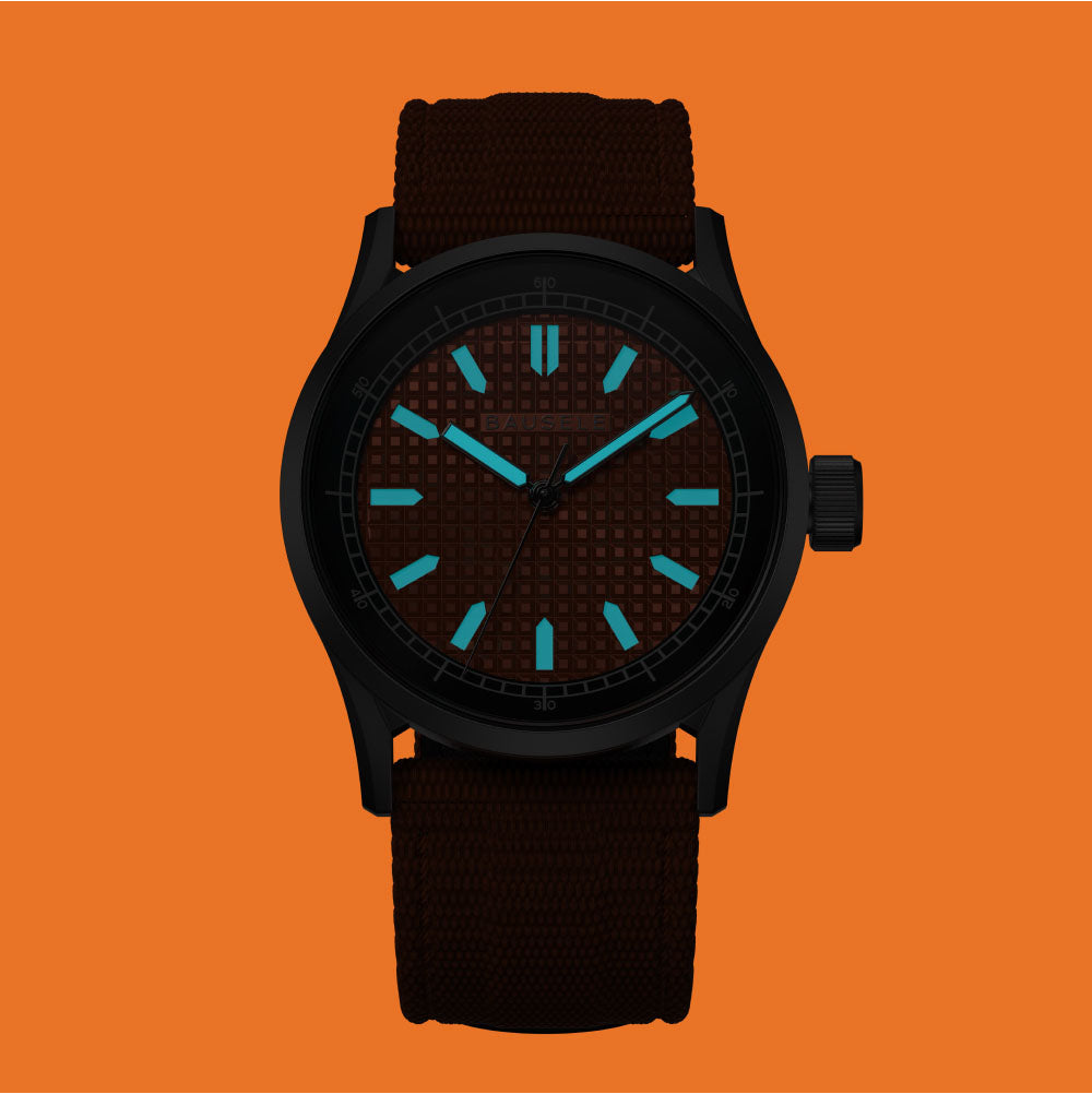 uluru-red-field-good-australian-field-watch-swiss-made-australia