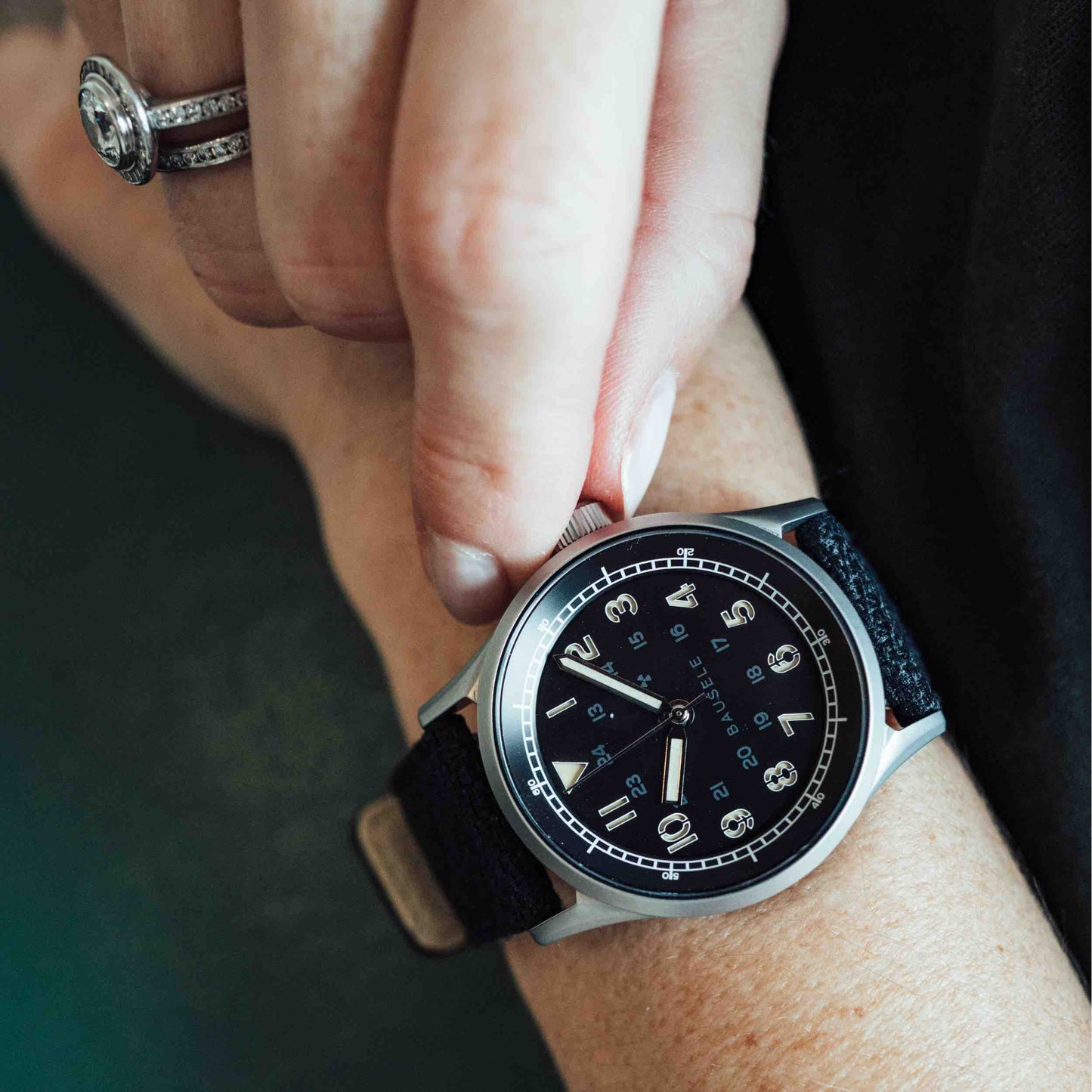 CLASSIC FIELD | Ref.31101 | BLACK | Supporting Veteran Mental Health Initiatives